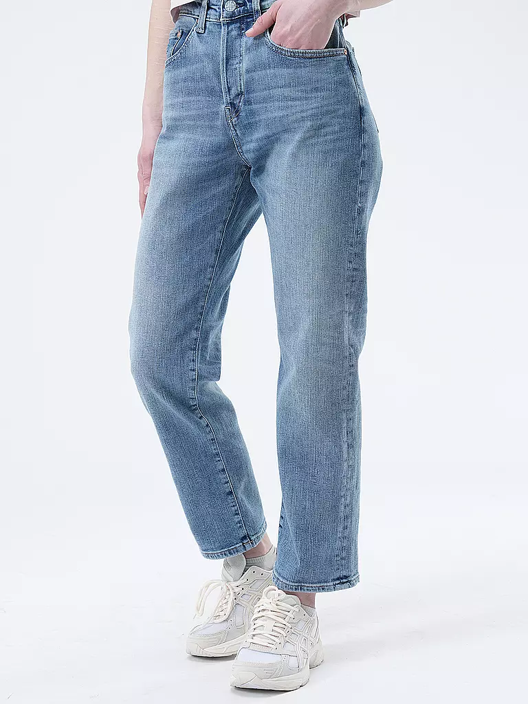AG, Jeans AMERICAN