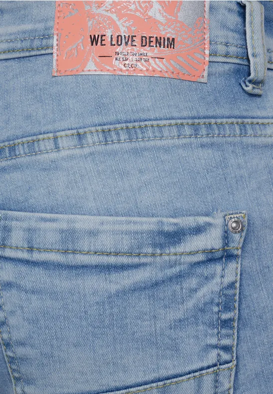 Loose Fit Jeans